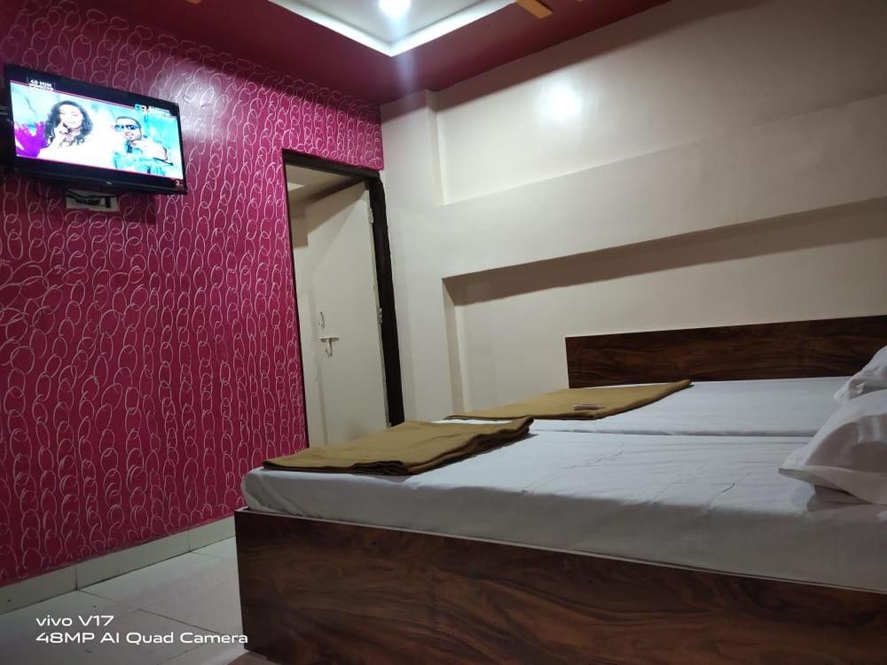 Sai Ganesh Guest House Shirdi Eksteriør bilde